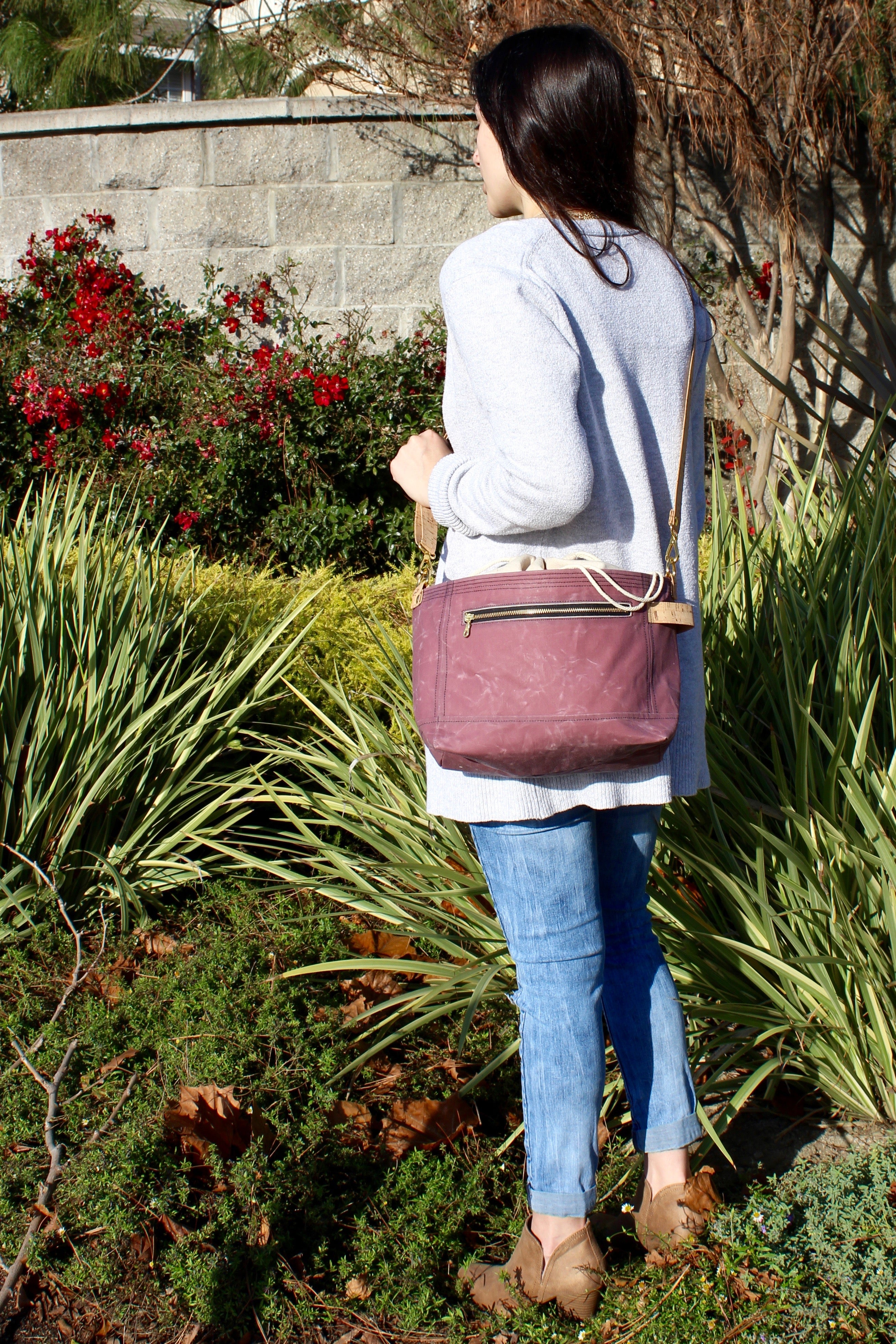 Mauve Waxed Canvas Niffin Bag