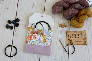 Interchangeable Knitting Needle Case 6-Tip | Ranunculus Floral