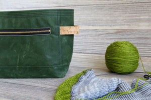 Cypress Green Waxed Canvas Niffin Bag